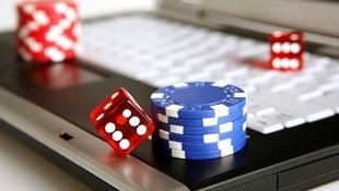 Meja blackjack live Joker Gaming dengan dealer profesional